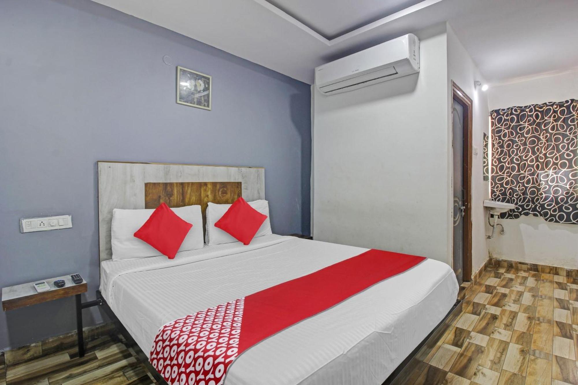 Super Hotel O Sri Sai Regency Hyderabad Exteriör bild