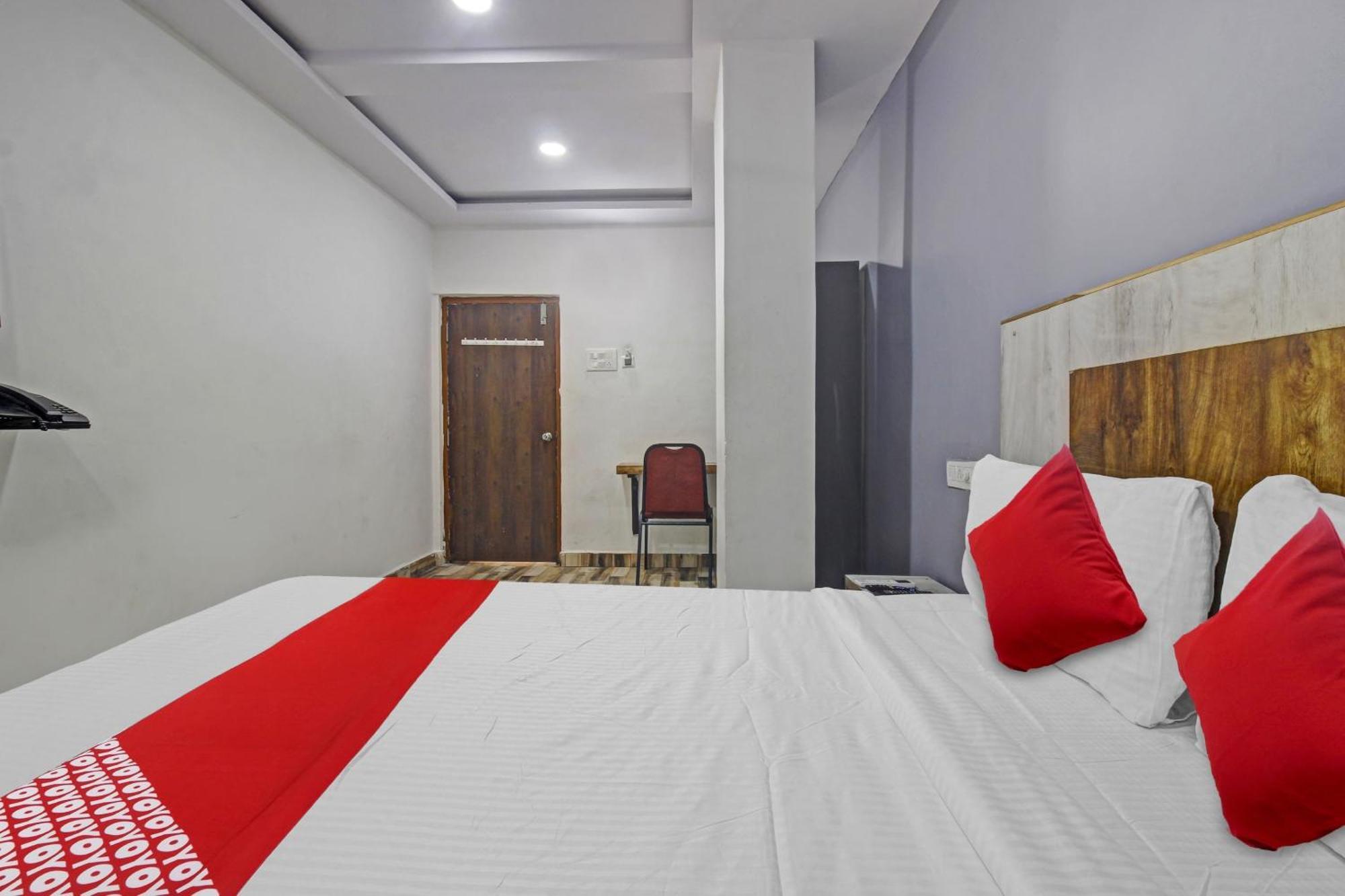 Super Hotel O Sri Sai Regency Hyderabad Exteriör bild